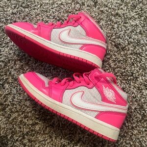Girls Nike shoes